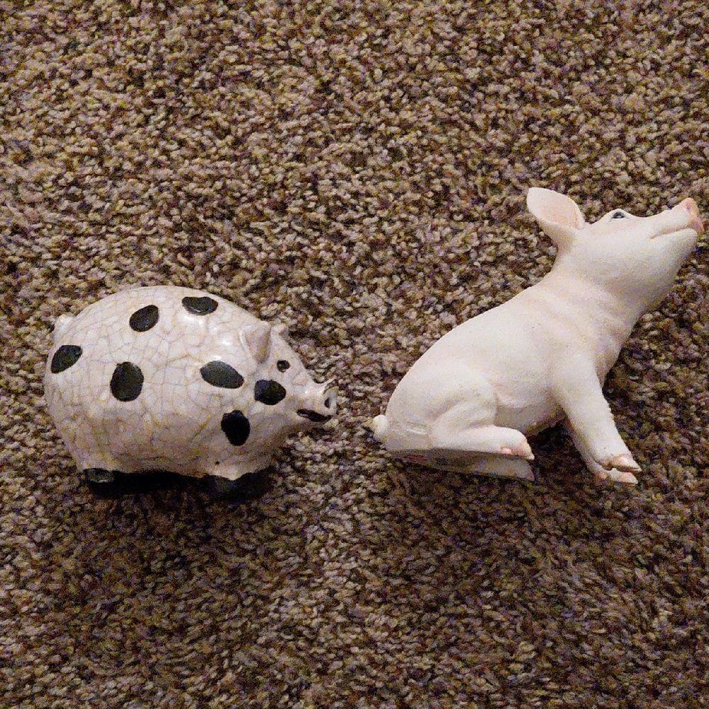 Ceramic Pig Figurines Set